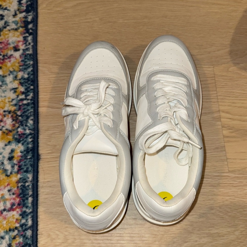 Madden Girl White & Grey Sneakers